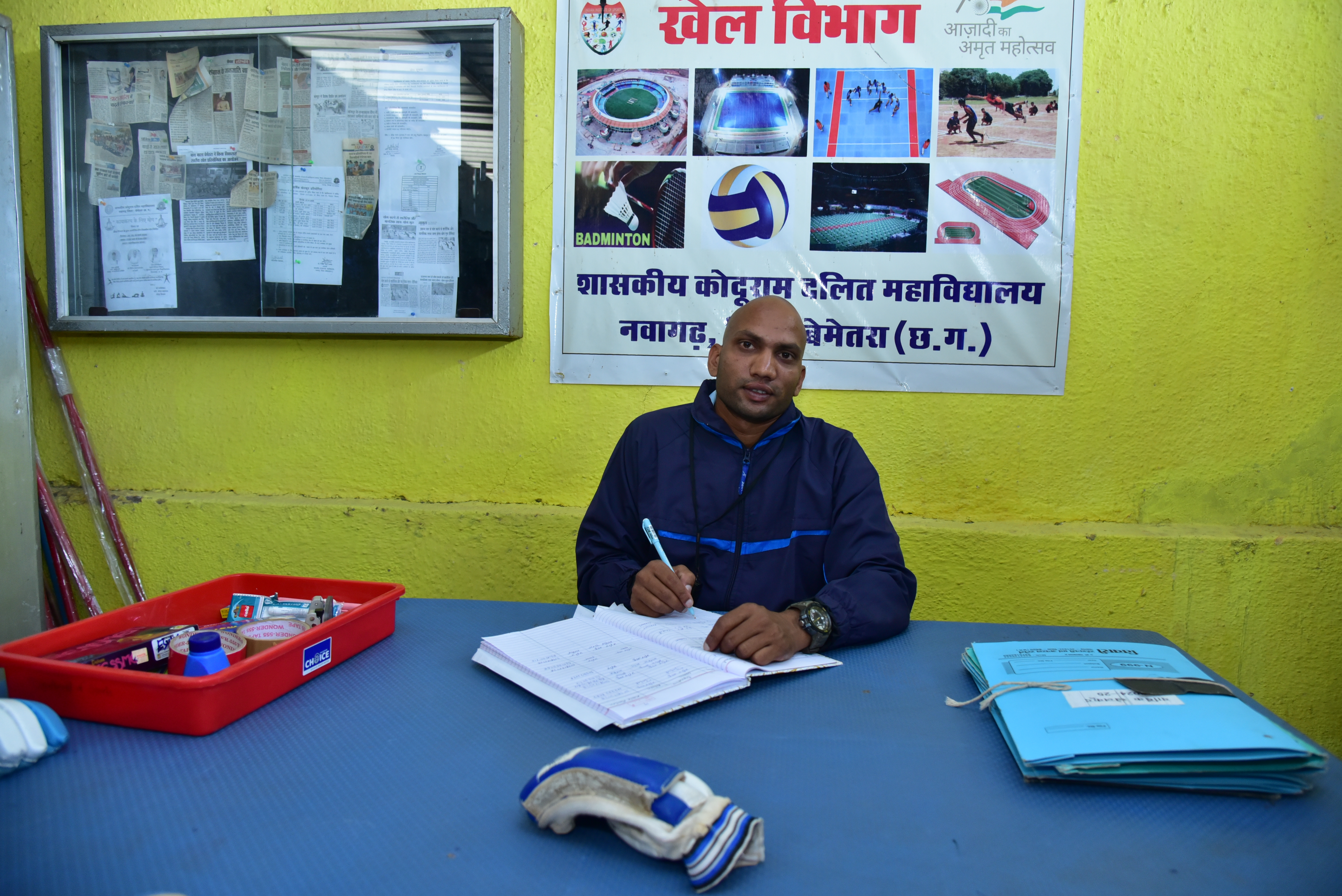 MR. MANISHANKAR 